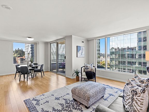 4th image of 177 107th Avenue NE #816