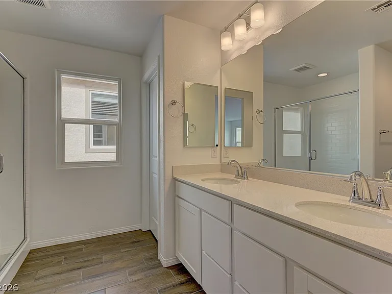 4771 Illustria Ave — Photo 12