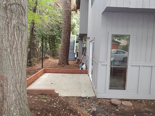 114 Houston St — Photo 3