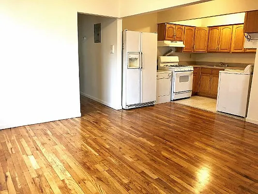 Rented by Trebach Realty | media 14