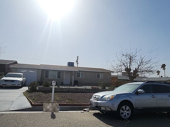 5th image of 25471 Dayton Ave