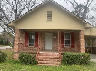 210 Washington Ave, Waycross, GA 31503