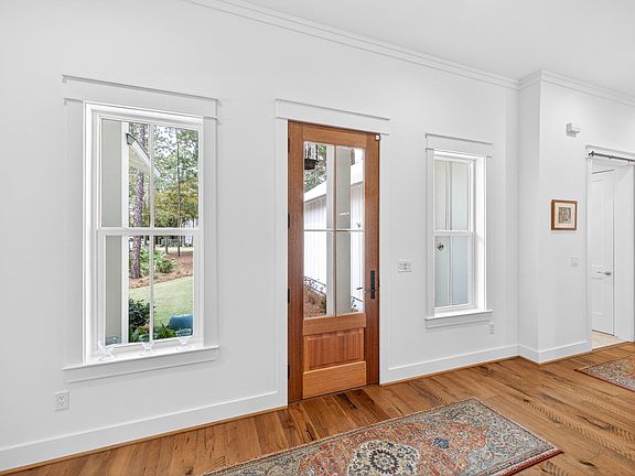 3rd image of 726 Driftwood Point Rd