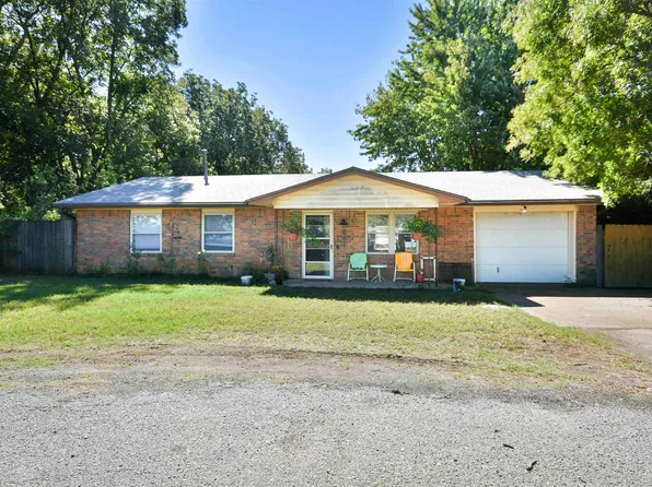 502 E Nabor St, Marlow, OK 73055