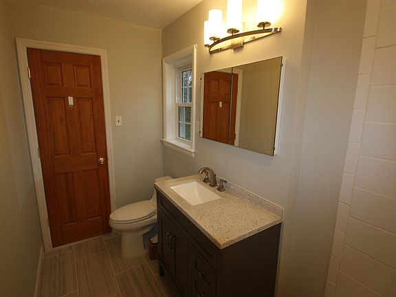 5th image of 1114 Waynewood Blvd