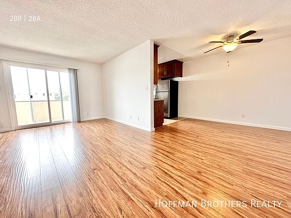 5th image of 17348 Burbank Blvd #18A