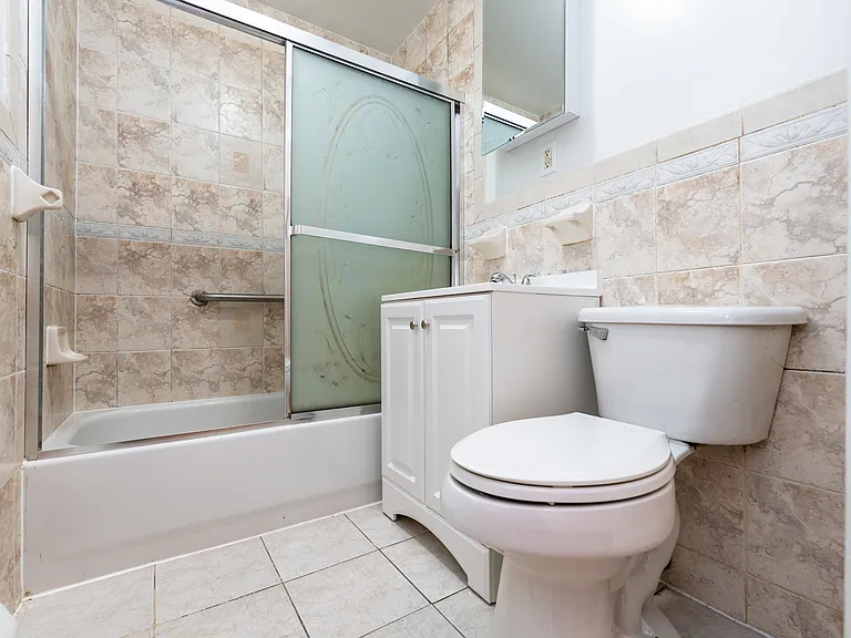 317 Pulaski St #1 — Photo 10