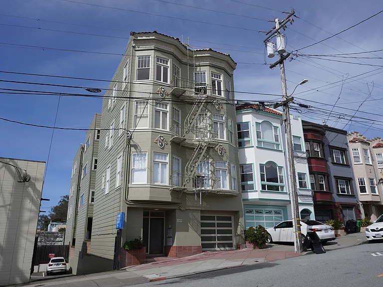 2379 20th Ave #9 — Photo 21