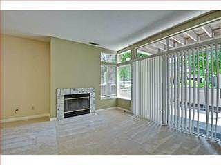 4th image of 1693 Parkview Green Cir