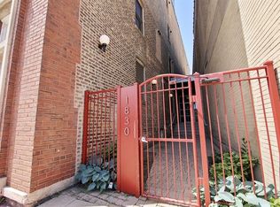 1830 Ridge Ave APT 3-B, Evanston, IL 60201