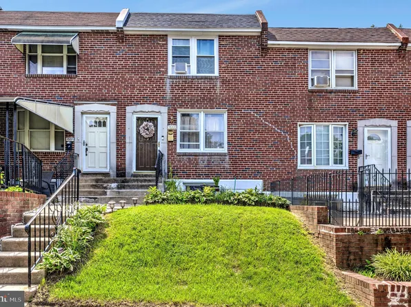 7666 Woodcrest Ave, Philadelphia, PA 19151
