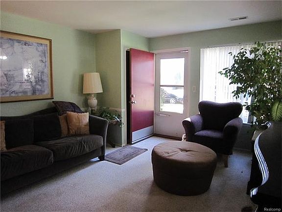 4th image of 1893 Ardmore Dr