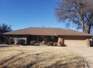 1004 NW 41st St, Lawton, OK 73505