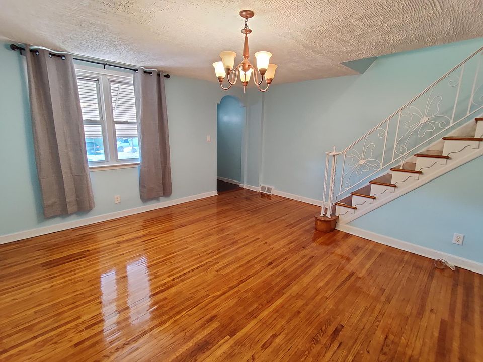 1st image of 2217 Tyson Ave