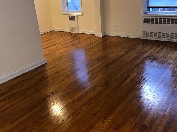 2nd image of 14219 Barclay Ave #4FL