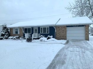 3096 Coventry Dr, Bay City, MI