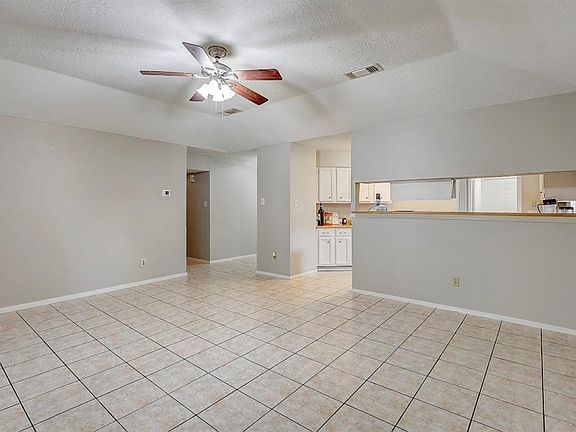 4th image of 4907 Quail Hollow Drive