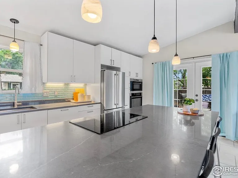 2313 Karakul Ct — Photo 22