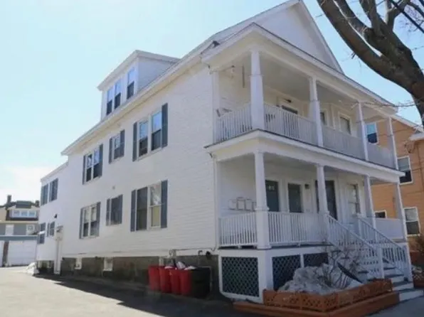 11 Gardner St APT 2, Salem, MA 01970
