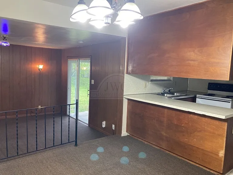 310 Prather Dr — Photo 7