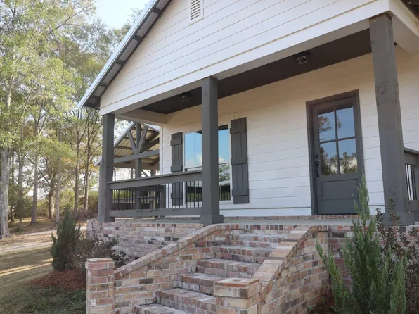 28 Acie Ln, Sumrall, MS 39482