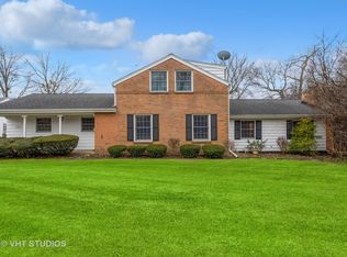 1029 Blanchard St, Downers Grove, IL 60516