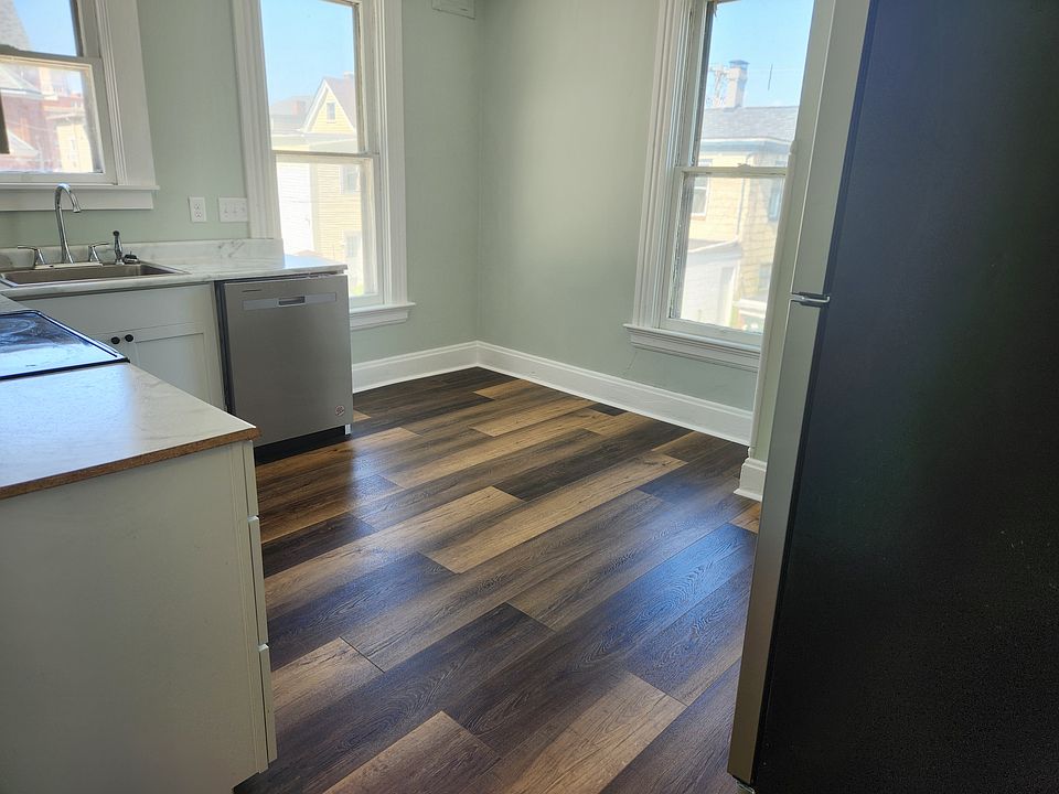 Updated Kitchen with SS Appliances