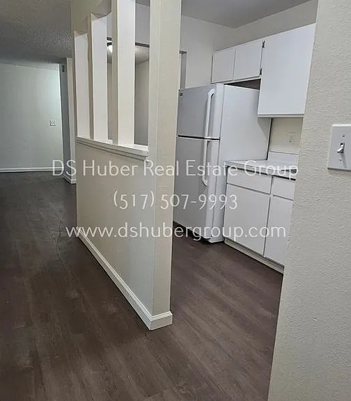 231 Dutton St — Photo 2