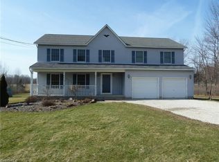 16960 Snyder Rd, Chagrin Falls, OH 44023