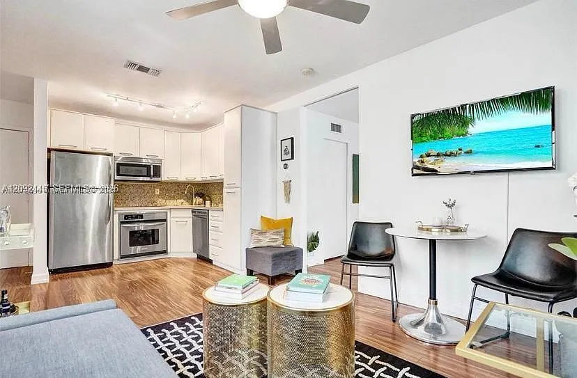 Everglades South Condo — Photo 3