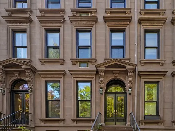 304 Clinton Ave, Brooklyn, NY 11205