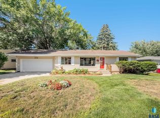 1305 S Dale Dr, Sioux Falls, SD 57110