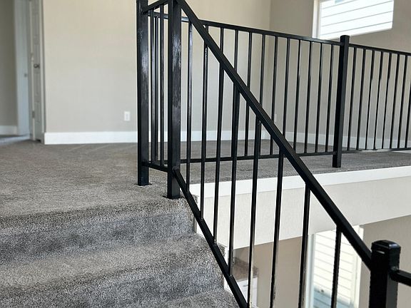 2nd image of 210 Rainbow Dr