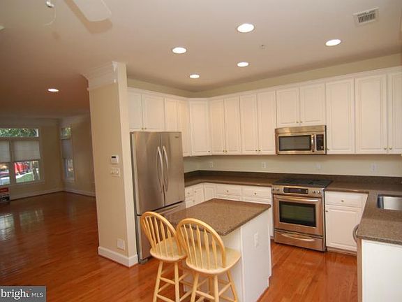 5th image of 2404 13th Ct N