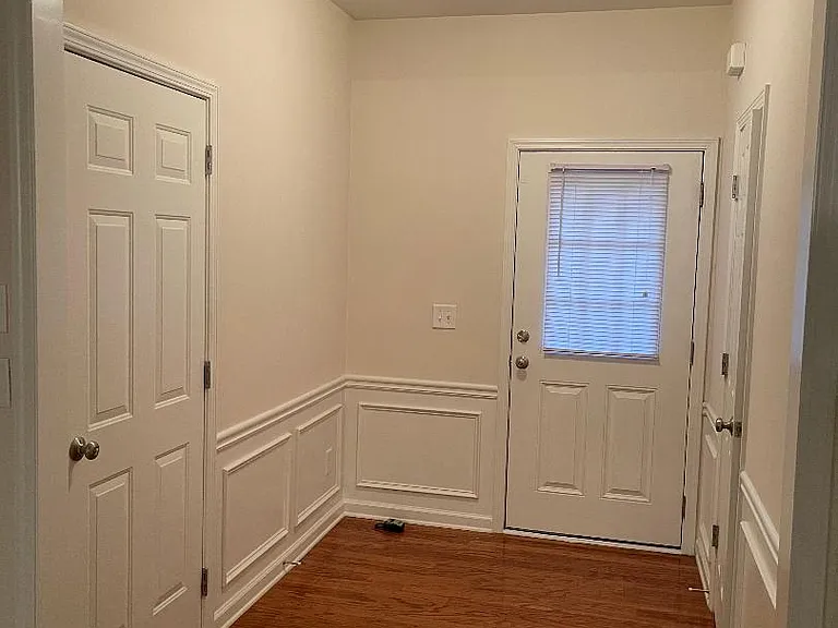 3648 Postwaite Cir — Photo 2