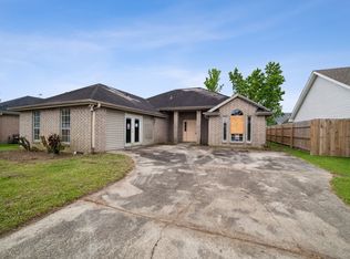 605 Franklin Ct, La Place, LA 70068