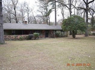 318 Cleveland St, Bastrop, LA 71220
