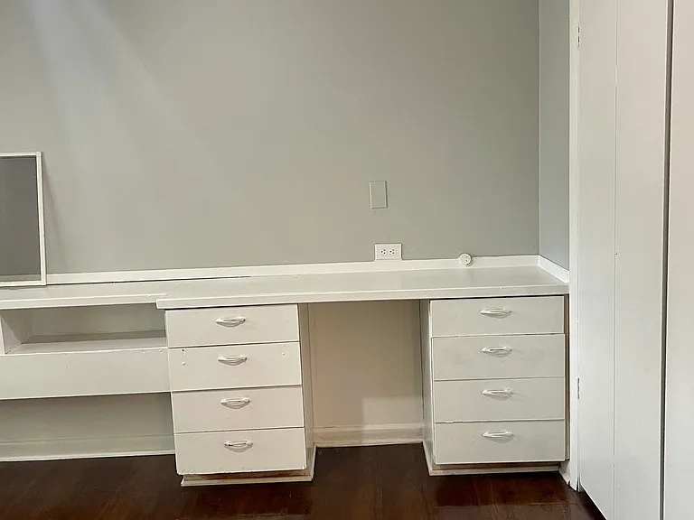 630 Burson Ave #7 — Photo 6