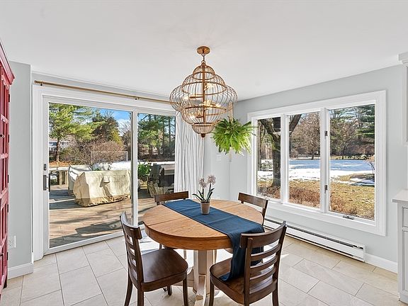 5th image of 21 Decatur Ln