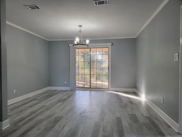 3714 Wicklow Cir — Photo 4