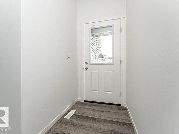 3rd image of 3970 Wren Loop NW