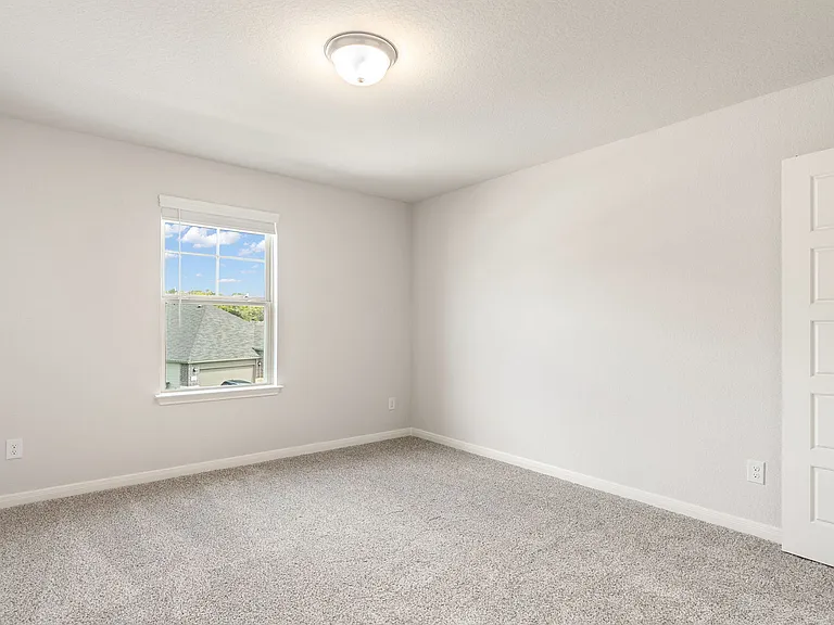 10226 Juniper Oaks — Photo 14