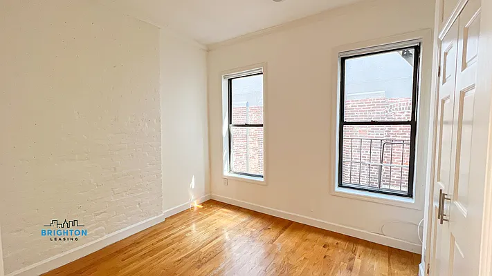 Rented by Brighton Management | media 7