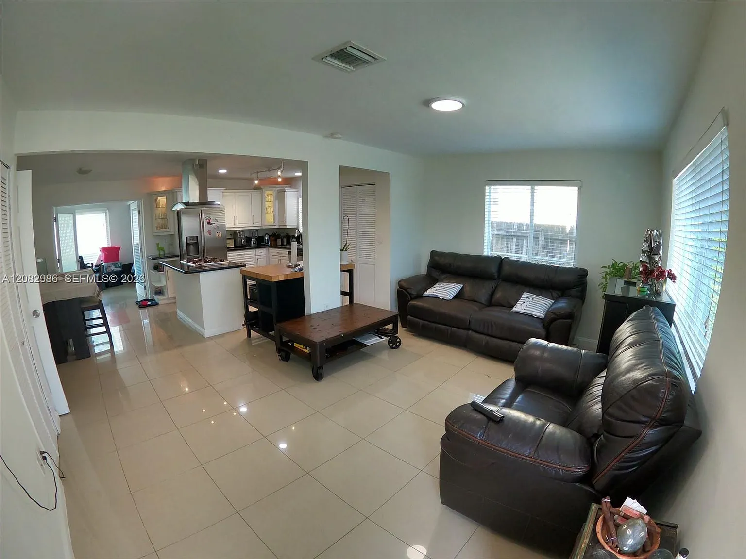 2 bed, 2.0 bath, $2,900 — Photo 2