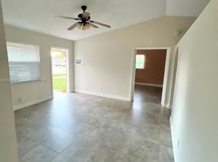 2201 Scott St #A1, Hollywood, FL 33020