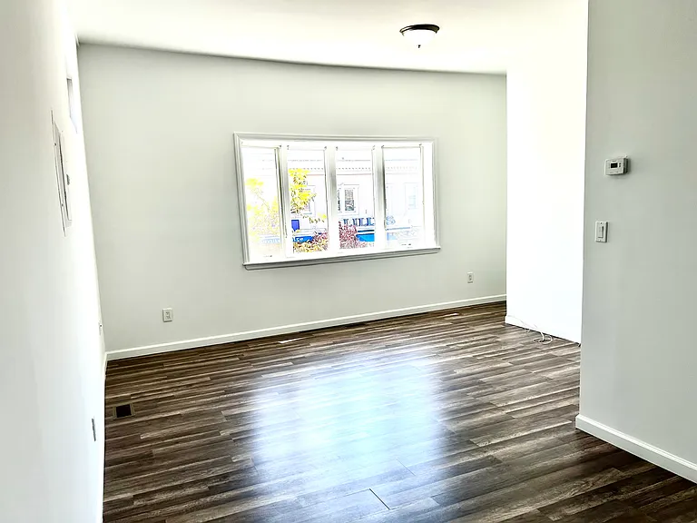 949 W Beech St — Photo 4