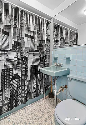 Rented by The Agency | media 9