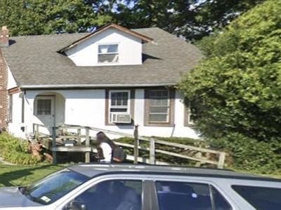 1 Brewster Street, Bay Shore, NY, 11706