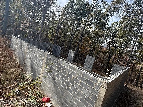 2nd image of 4272 Timber Ridge Rd