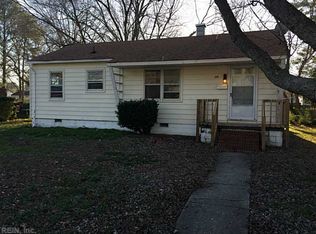 34 Tallwood Dr, Hampton, VA 23666